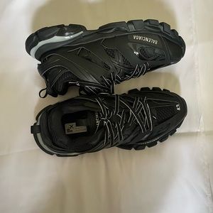 Balenciaga track led